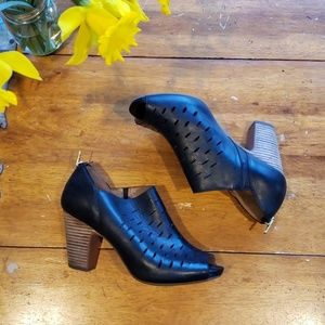 Never Worn Clarks open toe booties